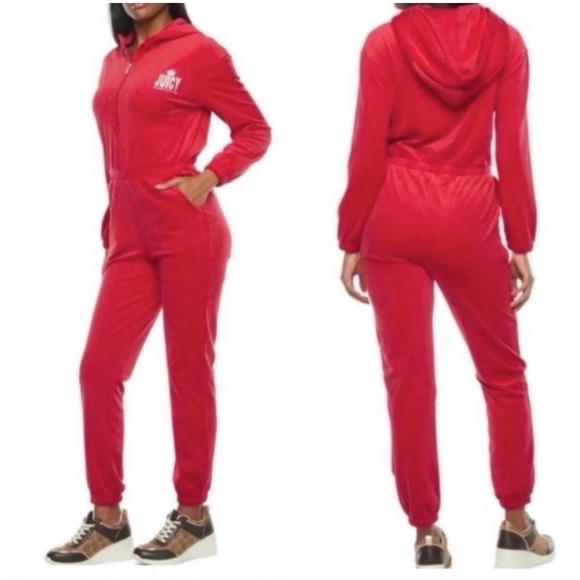 Juicy By Juicy Couture Long Sleeve Red Velour Jumpsuit Size Small NWT Y2K 90s - Picture 2 of 9